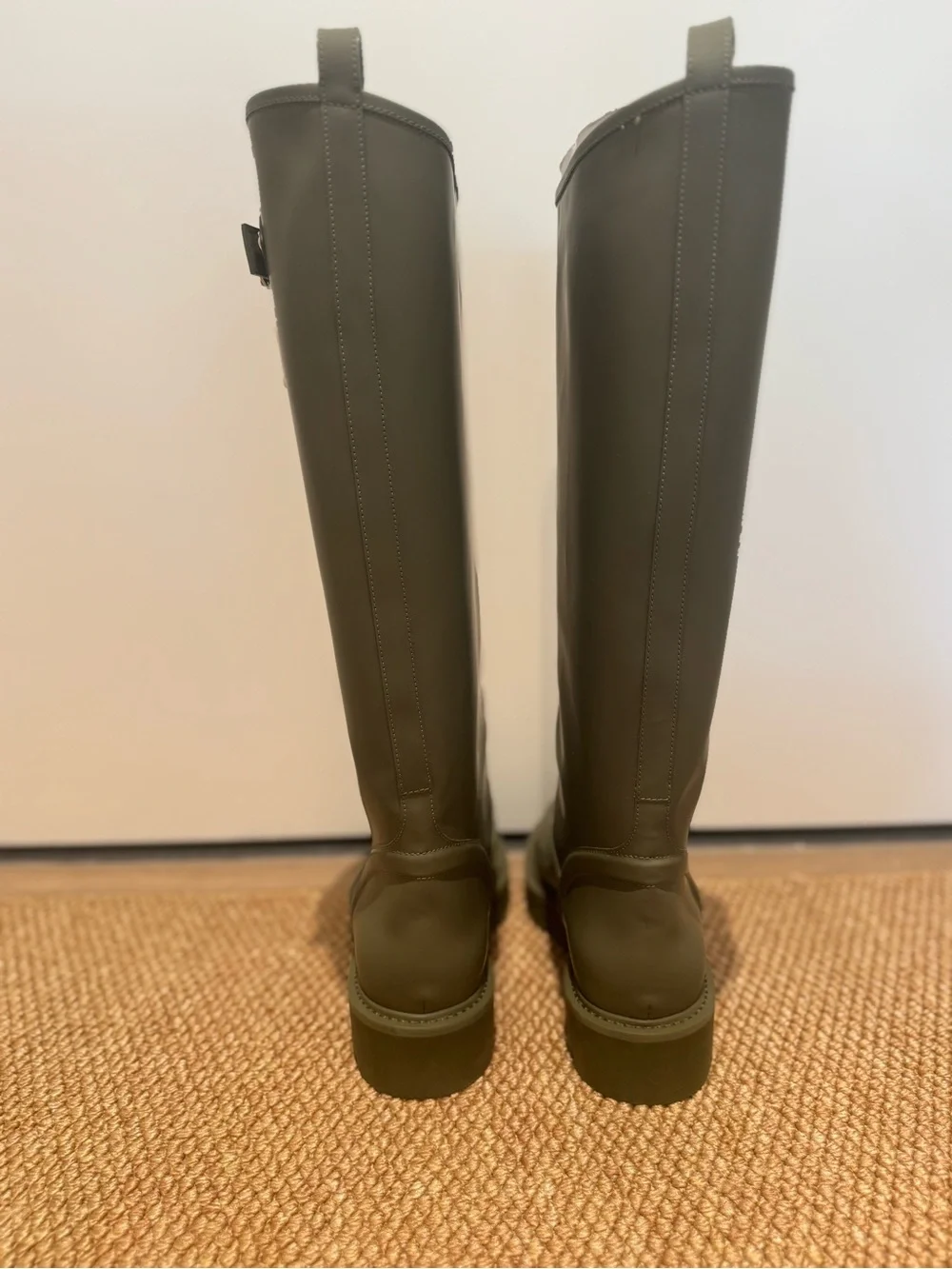 Louis Vuitton Rubber Calfskin Territory Flat High Boots Khaki